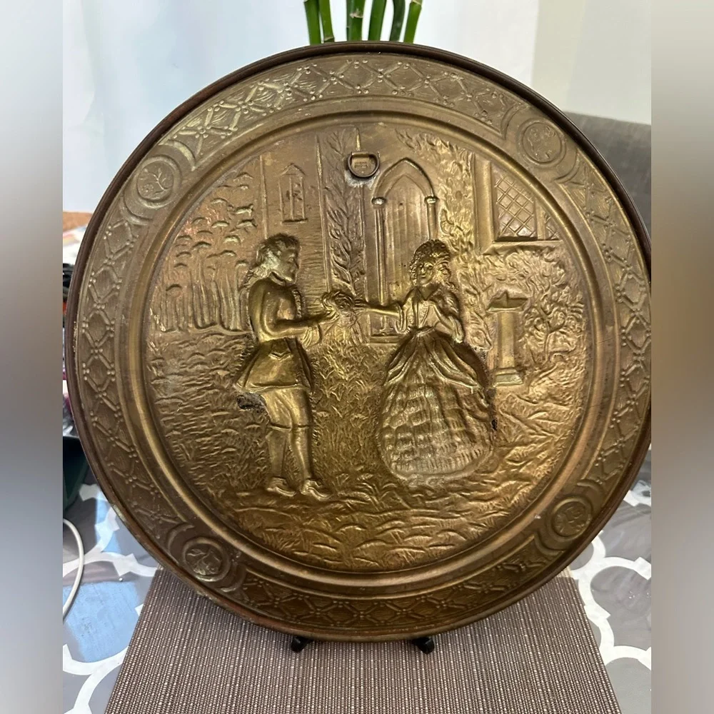 Embossed brass decretive plate Vintage Hangable Wall
